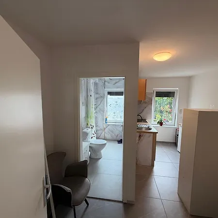 Kleine 2 In *